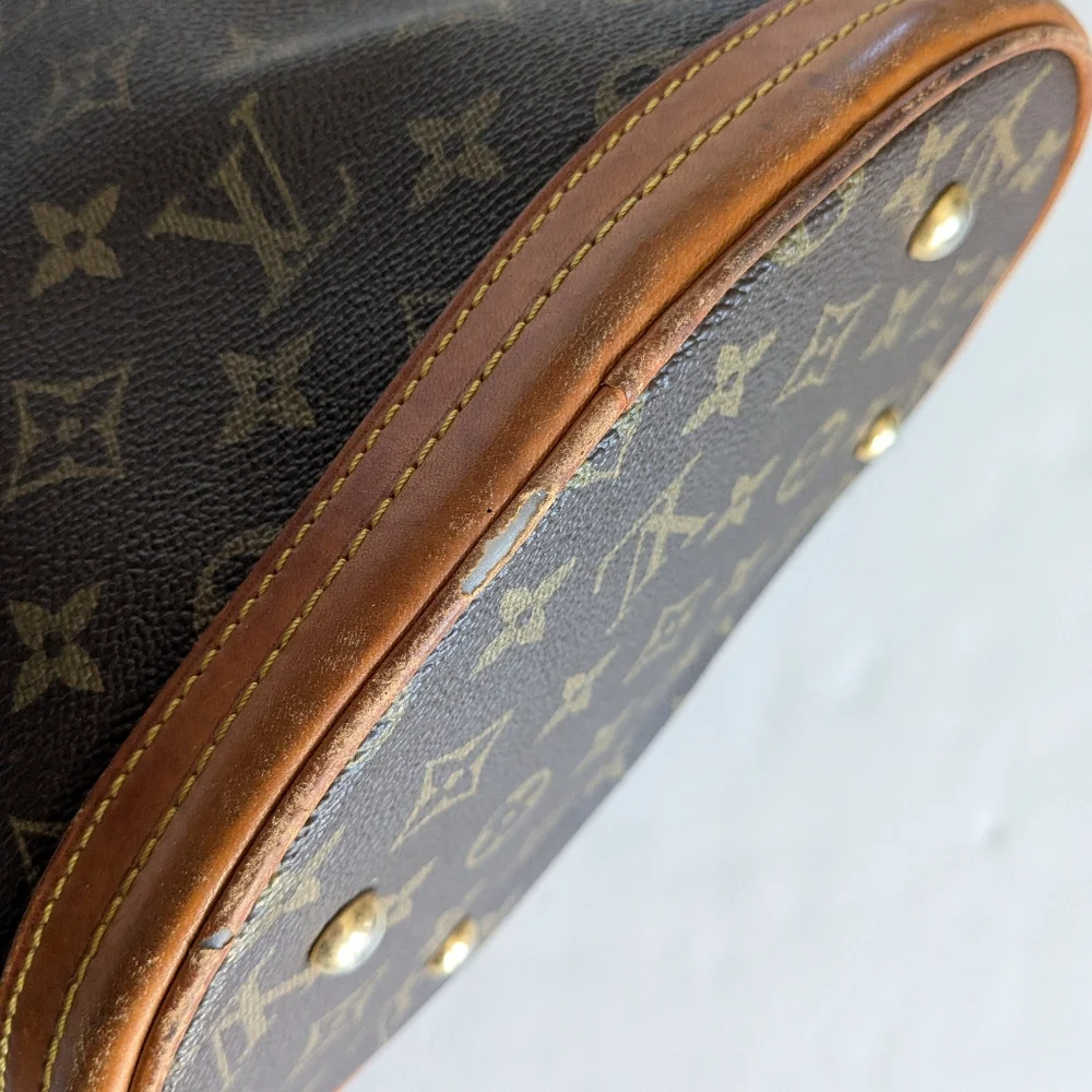 Louis Vuitton Vintage Petit Bucket Bag - Picture 9 of 16
